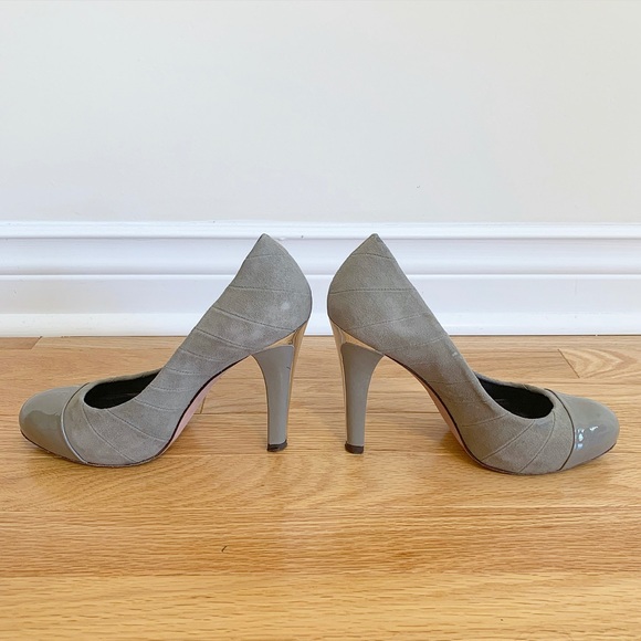 BCBG grey suede heels pumps - Picture 5 of 12